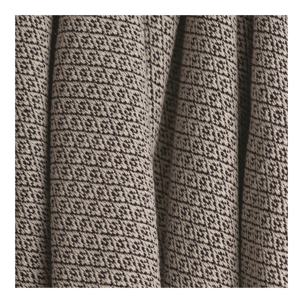 Throw-Black/White-Dotted Diamond (46" x 67")