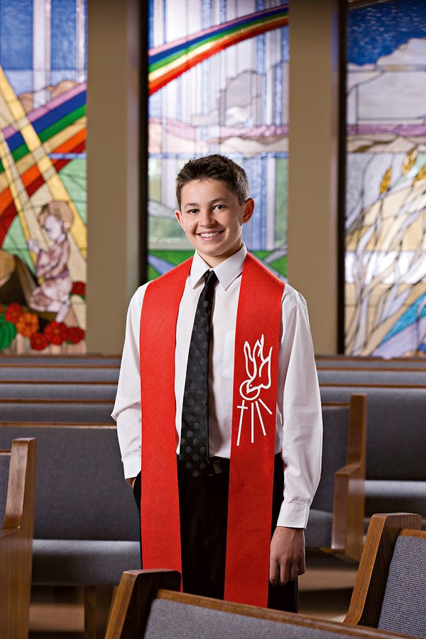 Confirmation Stole-Descending Dove-Red
