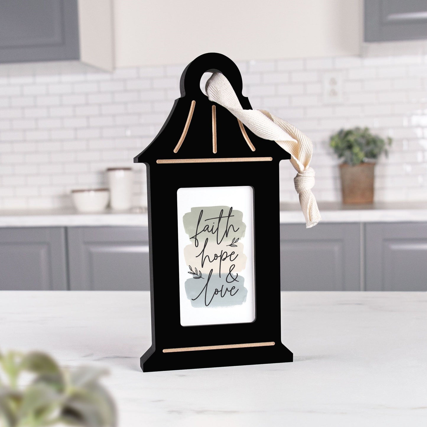 Ornate Decor-Faith Hope Love (4.5 x 9)