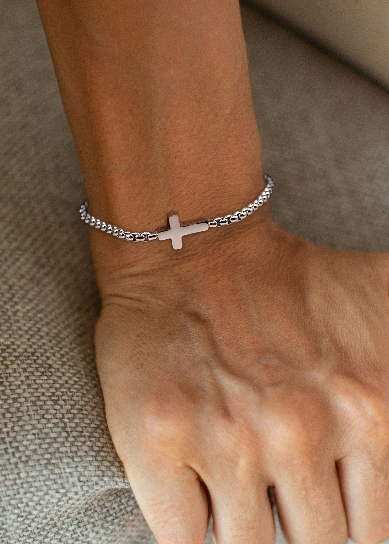 Bracelet-Eden Merry-Cross-Chain Link