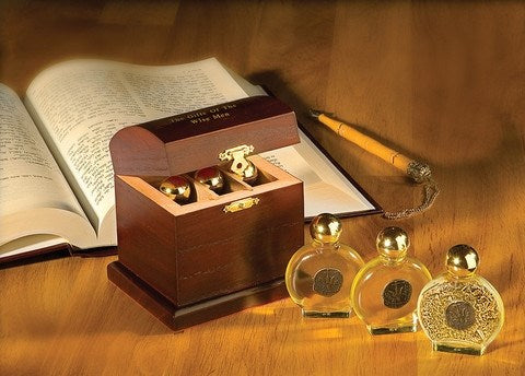 Spanish-Anointing Oil-Wood Treasure Box W/3 Oils (#8236)