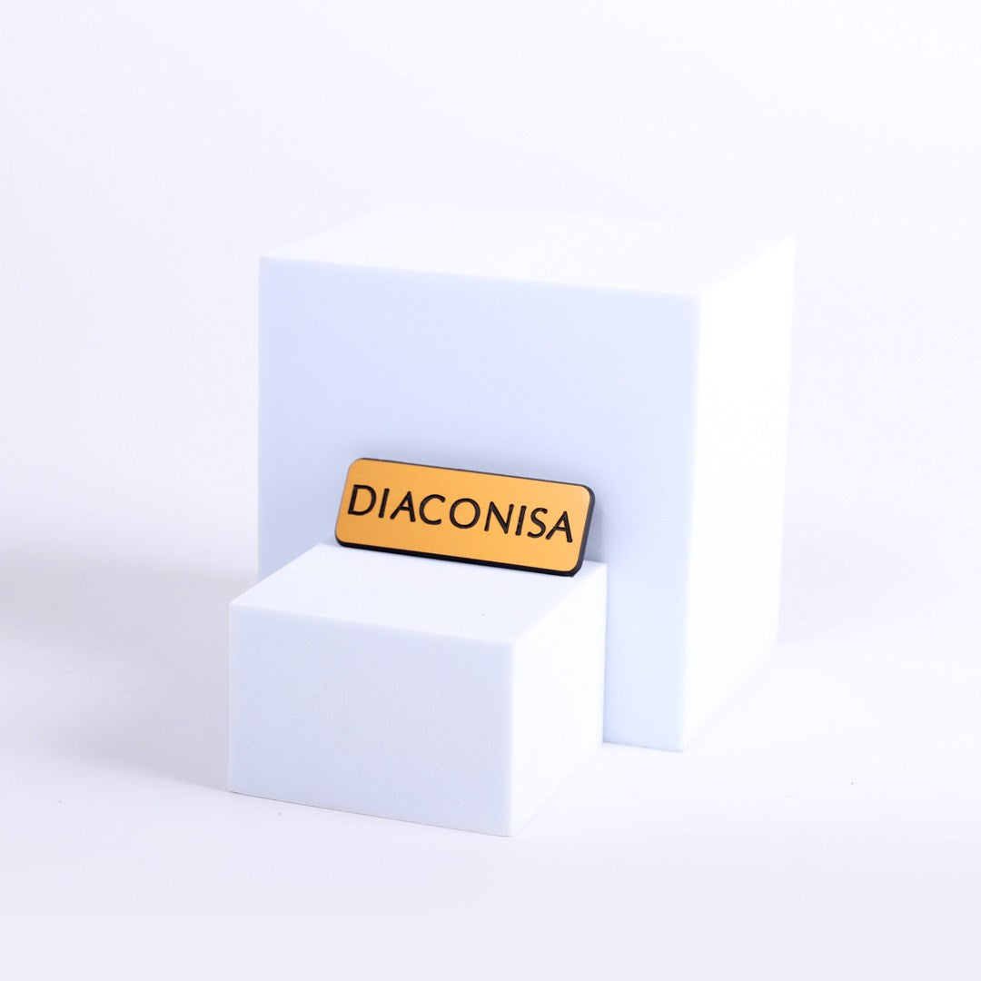 Spanish-Badge-Deaconess-Magnetic-Gold